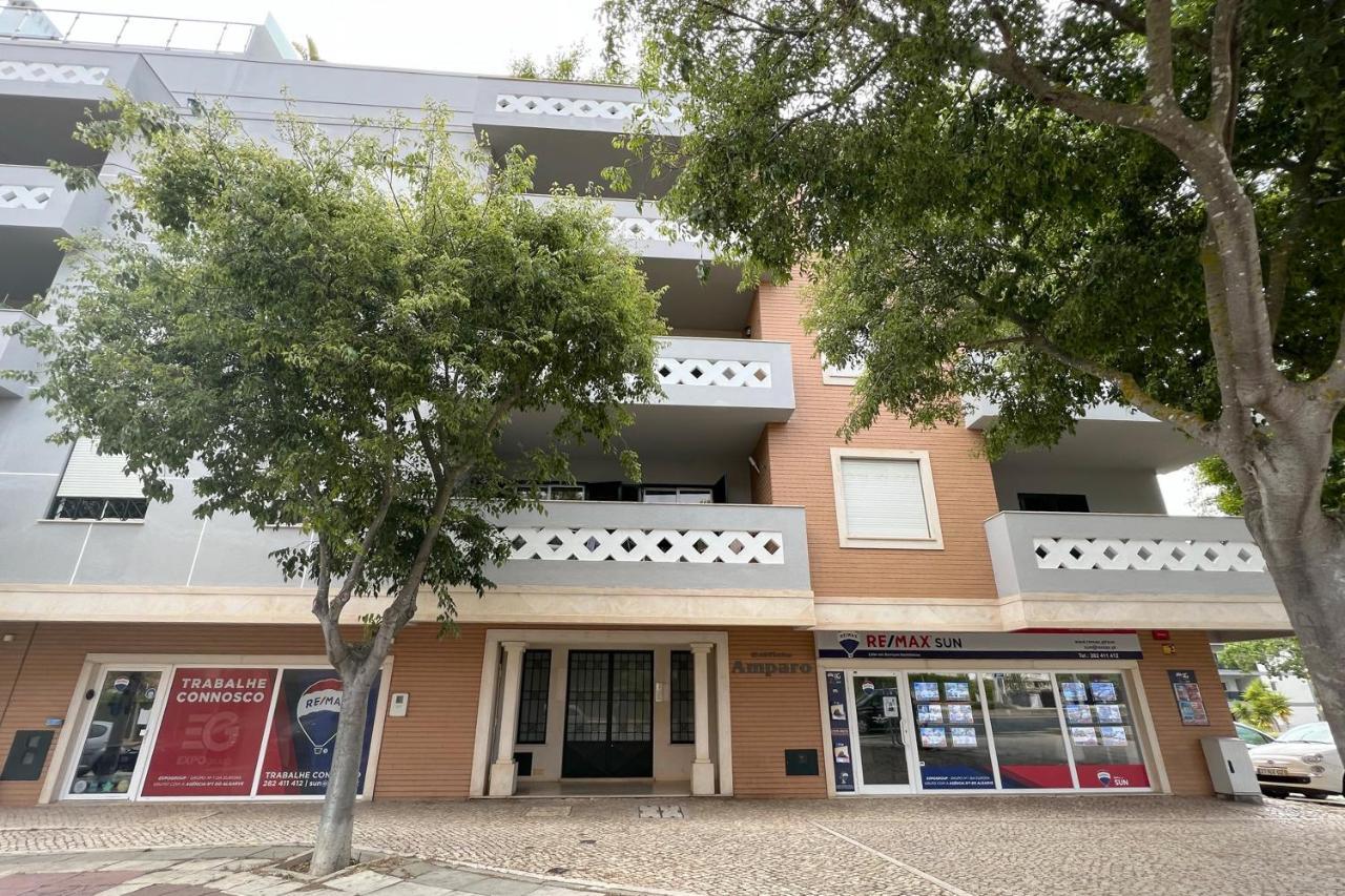 Apartment By The Beach With Parking And Wifi By Amcf Portimão Exteriör bild