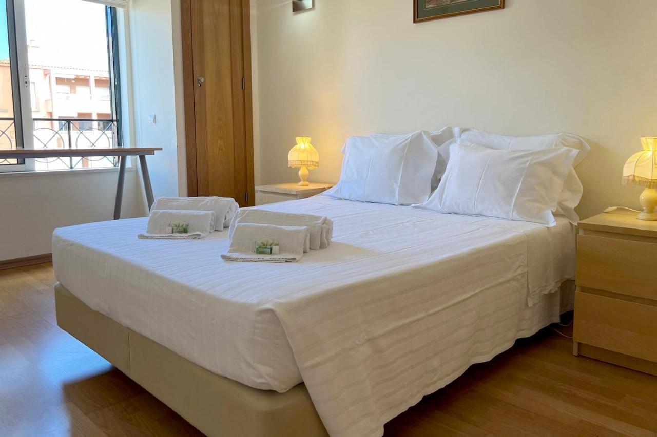 Apartment By The Beach With Parking And Wifi By Amcf Portimão Exteriör bild