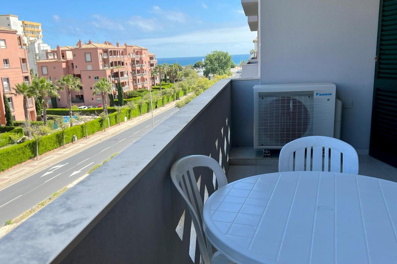 Apartment By The Beach With Parking And Wifi By Amcf Portimão Exteriör bild