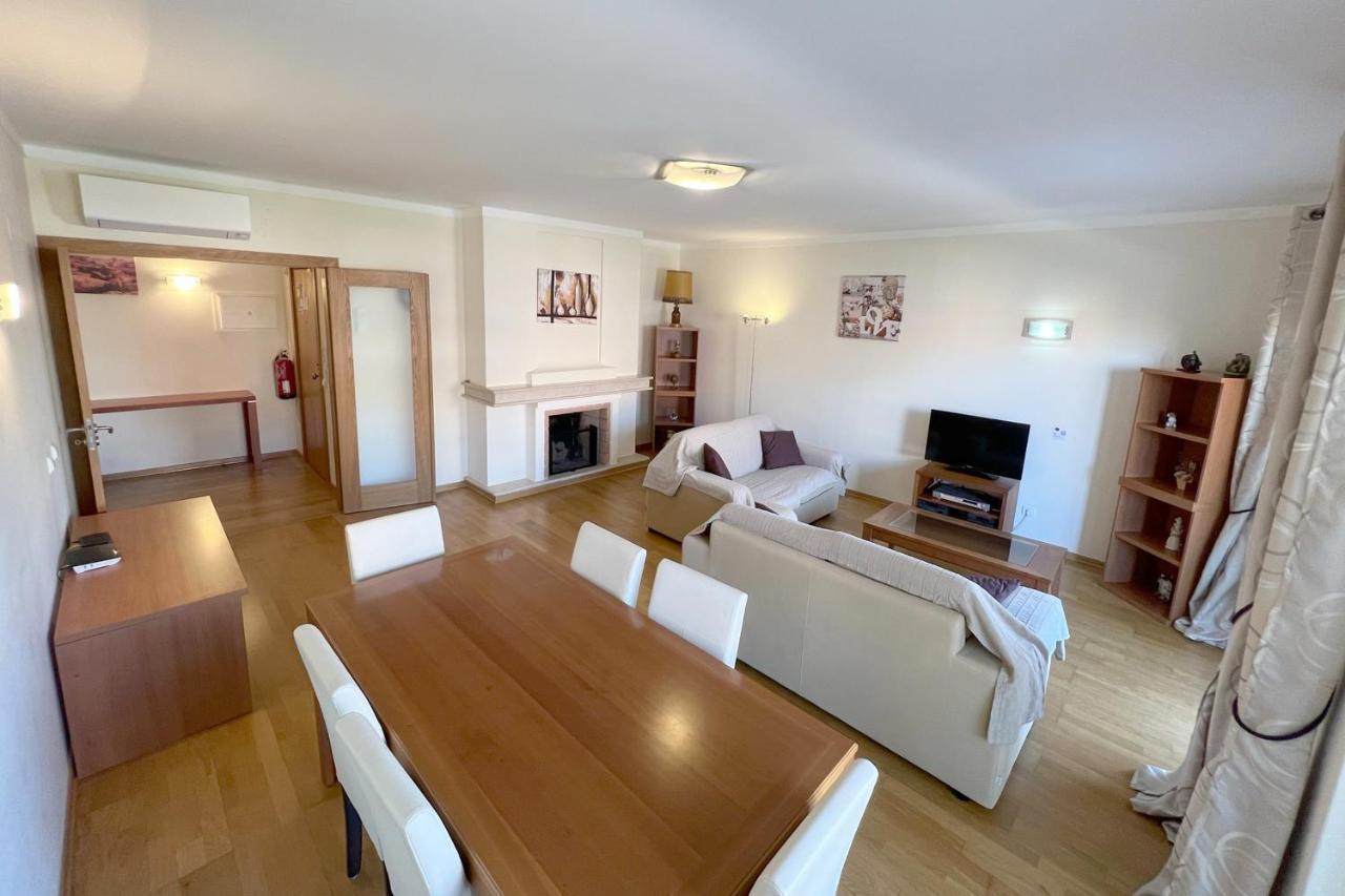 Apartment By The Beach With Parking And Wifi By Amcf Portimão Exteriör bild